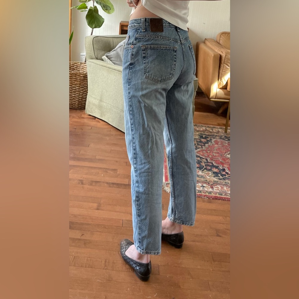 Vintage GAP Women's Straight Leg Jeans in Light Blue Denim made in Canada